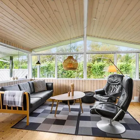 Fy150-middelfart-vegavej-24 Feriehus *